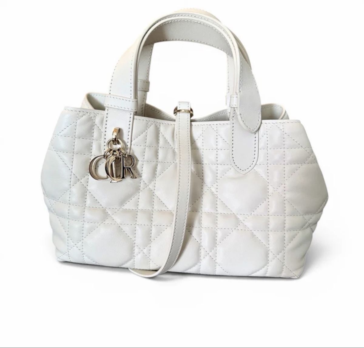 Dior Taschen für Damen: Dior toujours mini white bag – Neu (gemäss Beschreibung) aus Neuchâtel von mee_x9m6