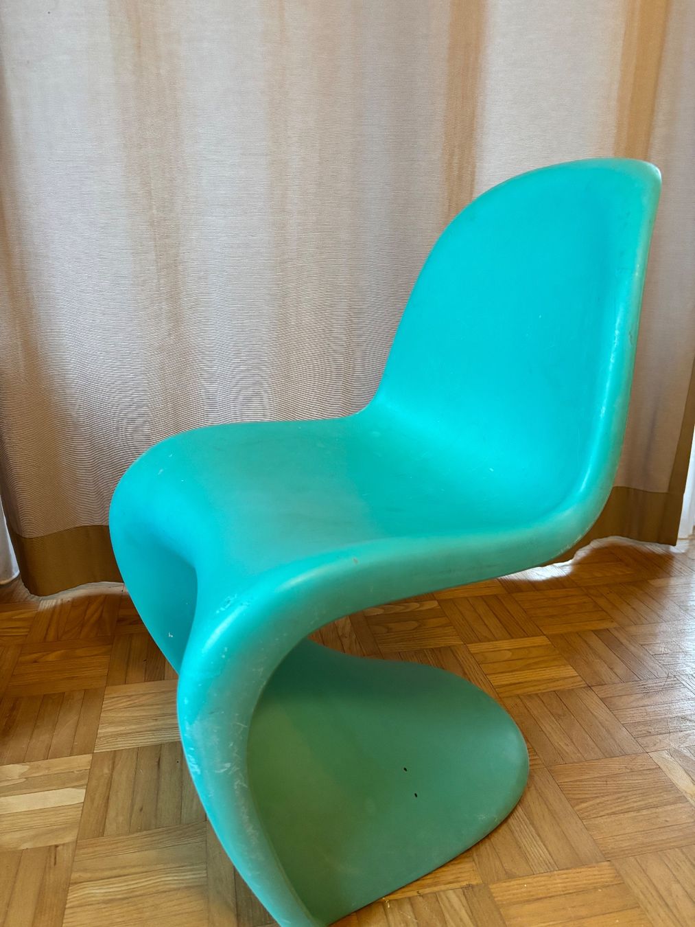 Vitra Chaises: Panton Chair Junior – D'occasion à Rothrist par BOA 1