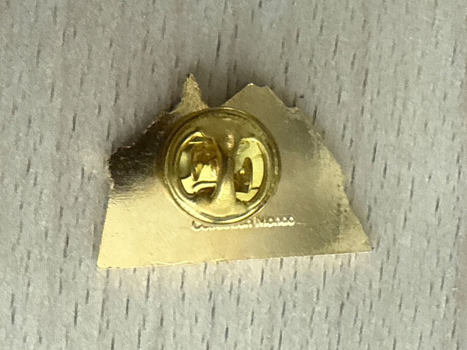 Plaquettes & Badges: Pin MONDO – D'occasion à Glattbrugg par Schweigmatt 1