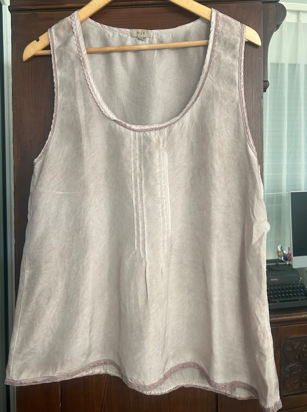 Nile Tops: NILE Top – D'occasion à STUDEN BE par SMIROS