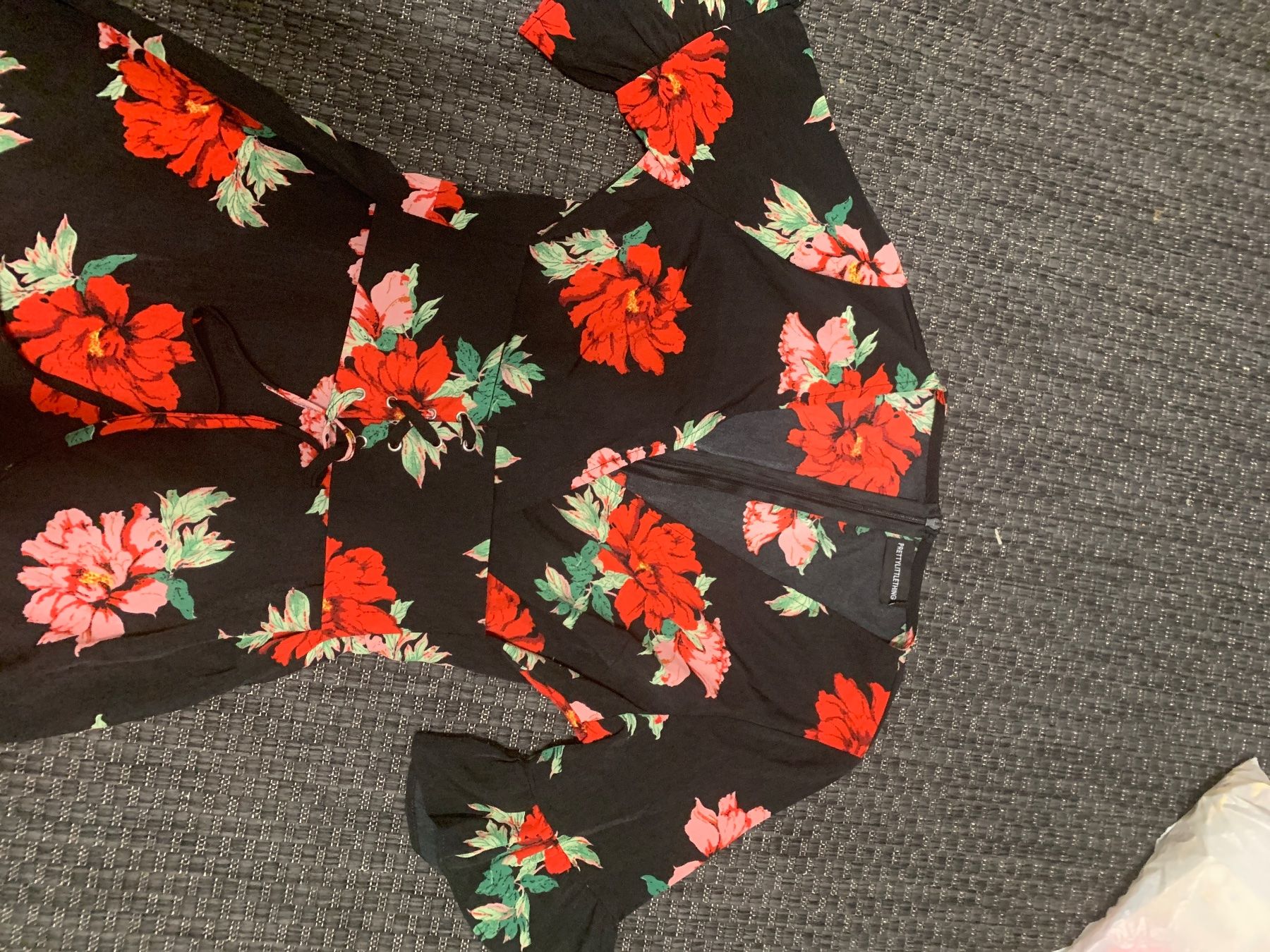 Vestiti: Kleid gr S blumig – Usato da Bad Zurzach venduto da Cuore34 1