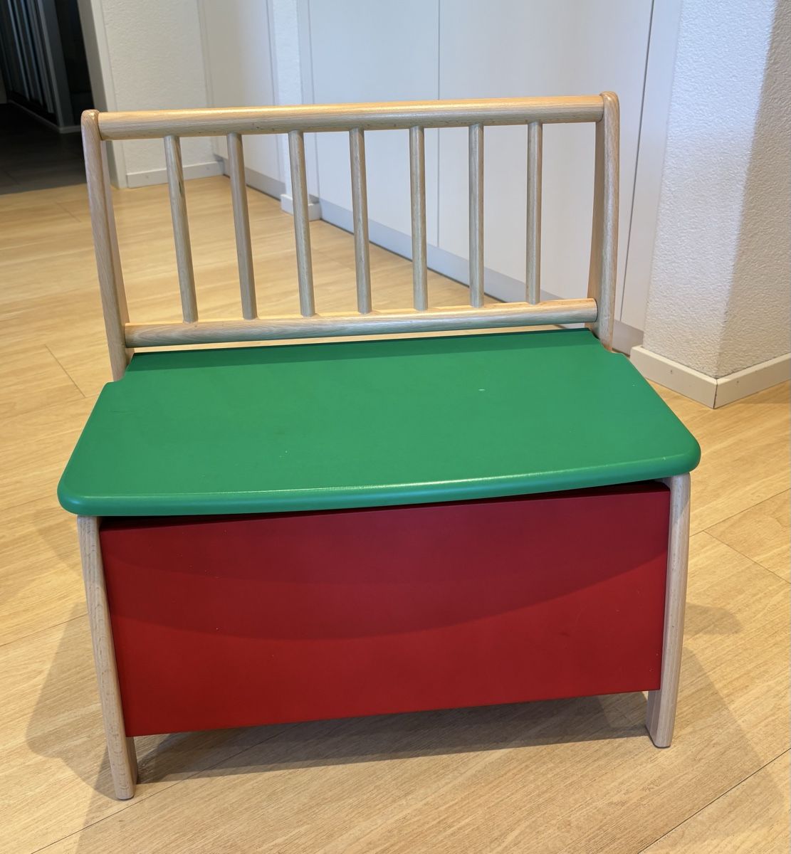 Geuther Set di tavolo e panche: Kindersitzgruppe (Geuther) – Usato da Zumikon venduto da Haeckens 2