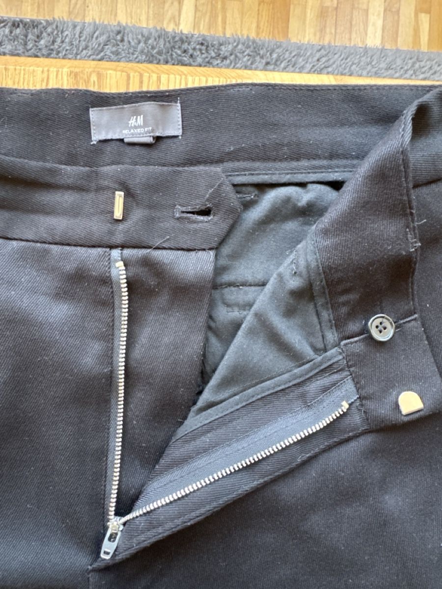 Hosen: H&M Anzugshose – Gebraucht aus Solothurn von roc_656j 2