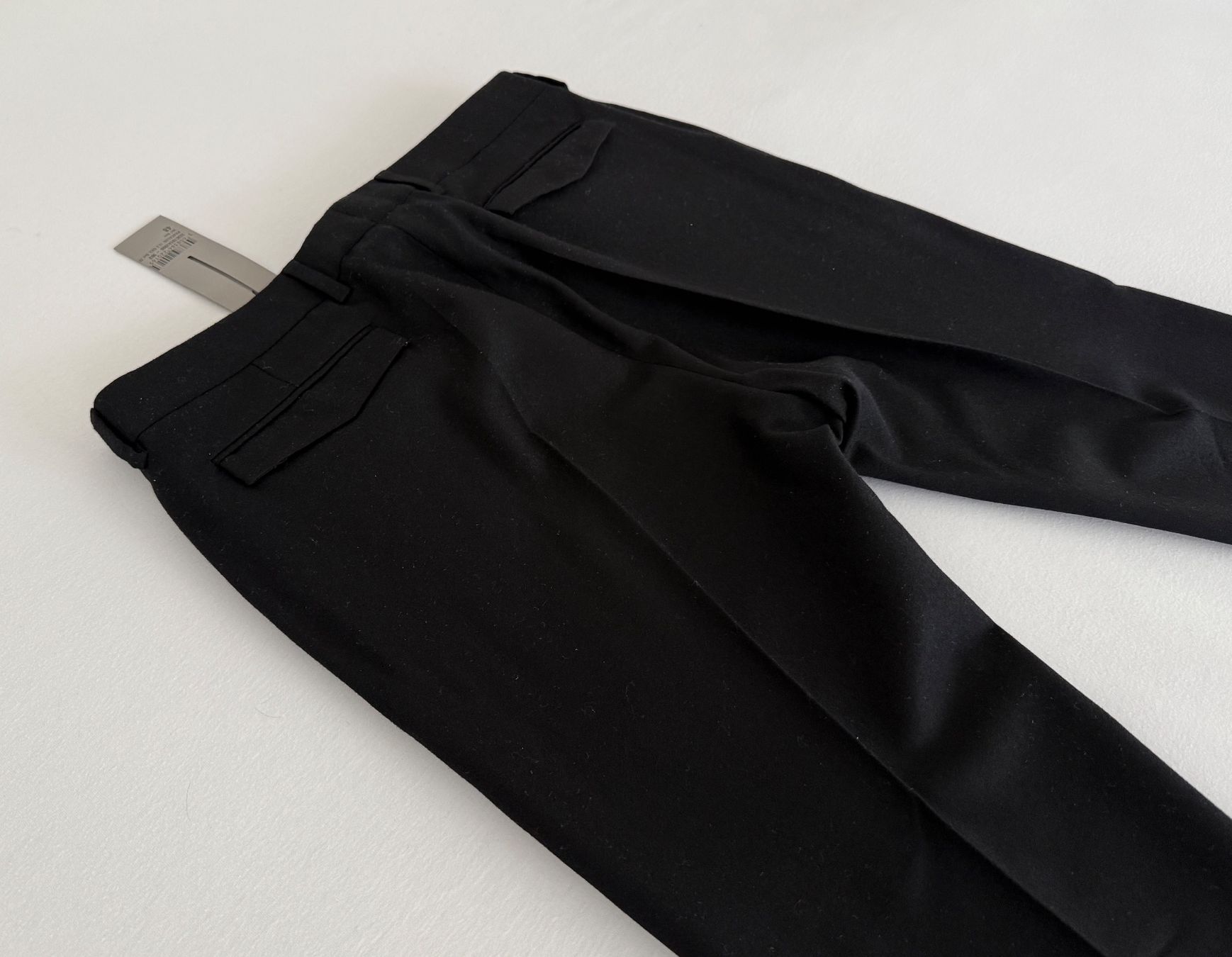 Dior Pantaloni: Dior Hose aus Virgin Wool und Kaschmir – Usato da Pfäffikon SZ venduto da Redwulf34 6