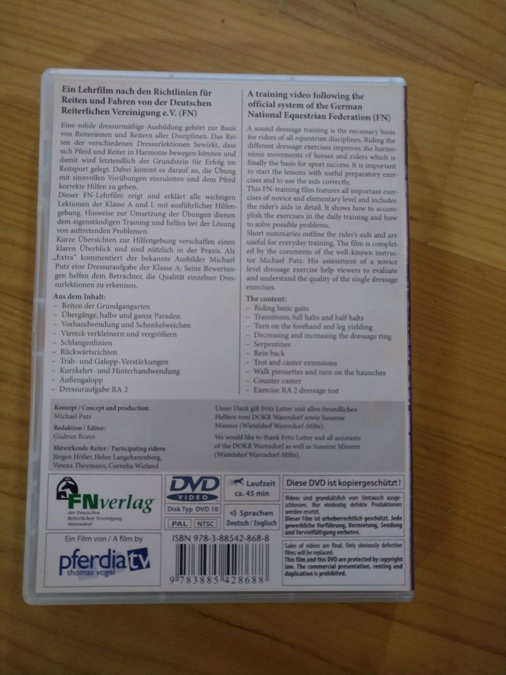 Tutti i DVDs: DVD Dressourreiten Teil 8 – Usato da Dierikon venduto da tasticfantastic 1