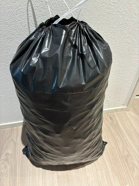 Flaschenöffner & -verschlüsse: Korkzapfen Wein – Gebraucht aus Breitenbach von trumpetli 1
