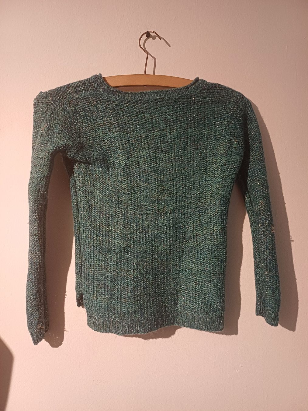 C&A Pullover & Sweatshirts: Pullover Türkis mit Goldfäden Grösse 122 von C&A – Gebraucht aus Schönenwerd von pomodor 2