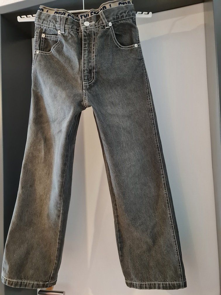 Pantaloni: Neu: Jeans - schwarz bleached - spezieller Bund - Gr.140 – Nuovo (secondo la descrizione) da Uznach venduto da Laeuffer