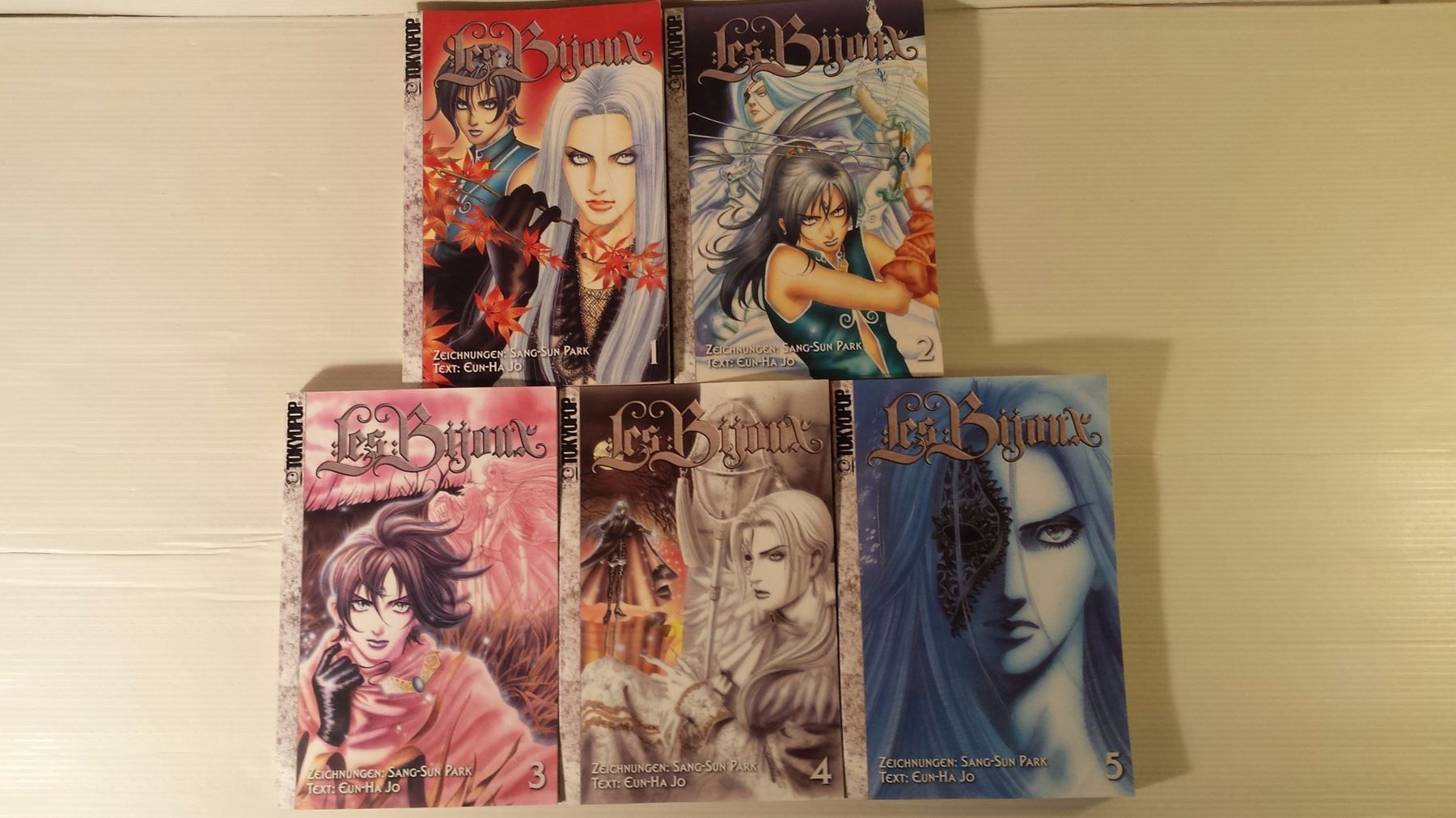 Fumetti: Les Bijoux - Manga 1 bis 5 – Usato da Münchenstein venduto da vitalfit