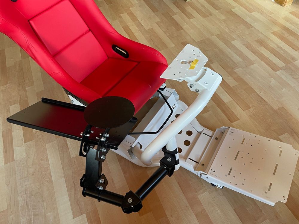 RSeat RS1 Sim Racing Rig (Gebraucht) in Längenbühl für CHF 485 – nur ...