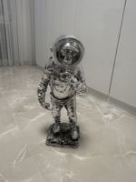 Silberner Deko-Affe im Astronautenanzug, neuwertig!