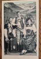 Wer kennt dieses Trio?