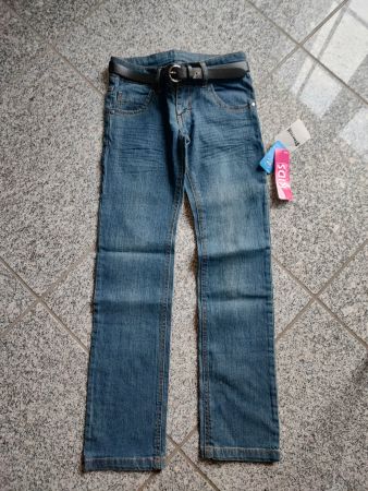 Jeans Hose Gr. 140 mit Gürtel