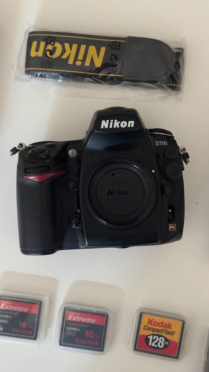 Nikon Kamera: Boitier Nikon D700 – Gebraucht aus Nyon von ber_clq6