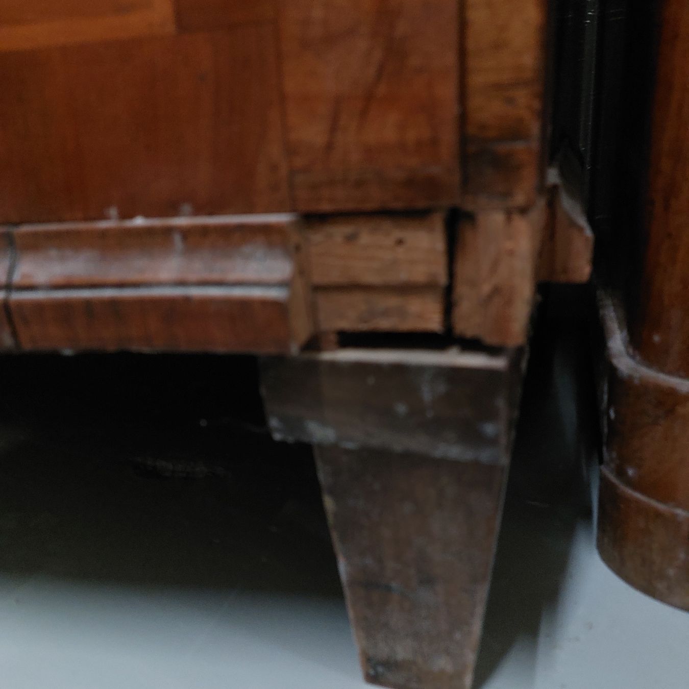 Cassettiere: Wellenkommode Barock ca 1800 – Usato da Freienbach venduto da Stuagert 6