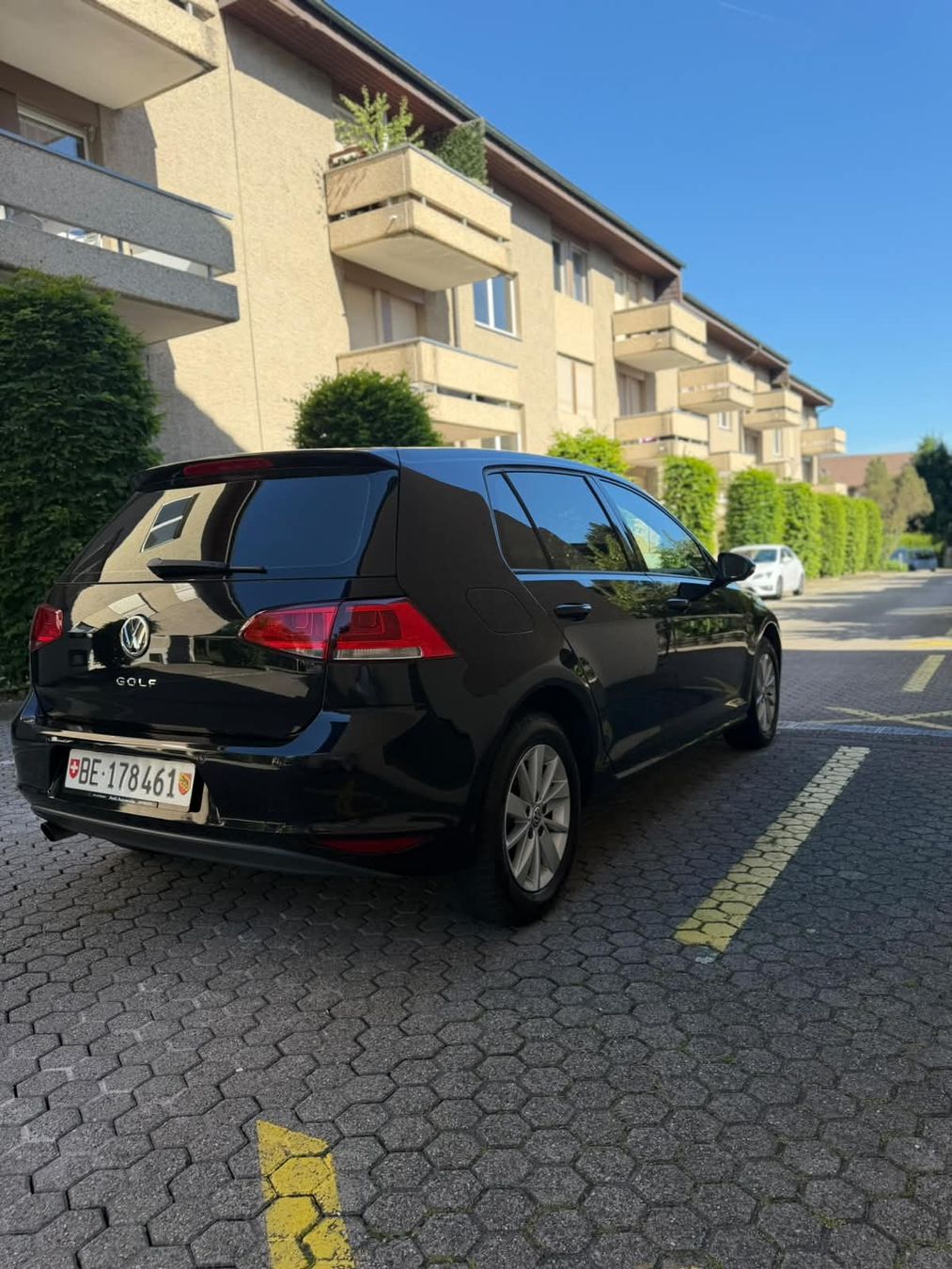 VW Automobili: Vw Golf 7 1.2 Schaltgetriebe  – Usato da Moosseedorf venduto da R.ismailji 4