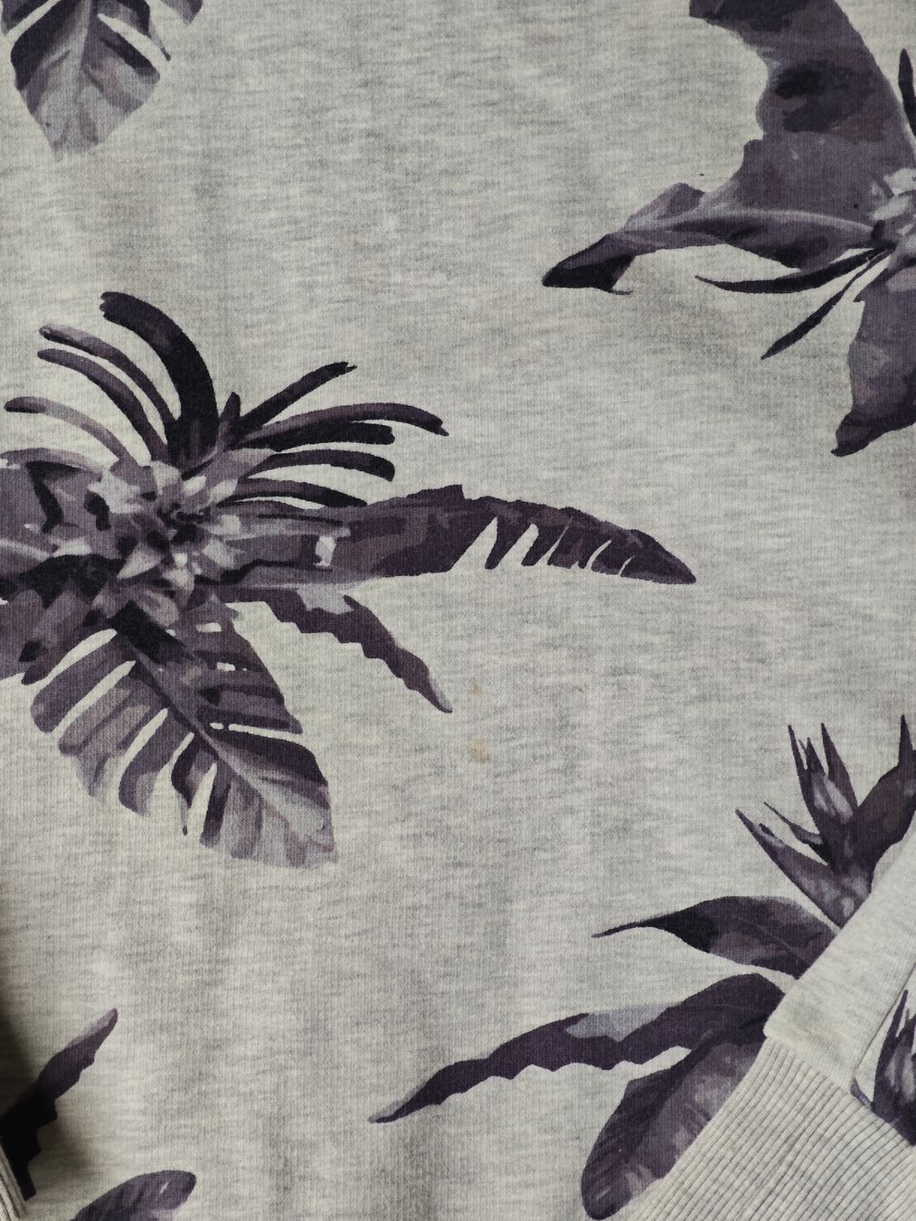 Superdry Pullover & Sweatshirts: Superdry Pullover grau floral Grösse L – Gebraucht aus Zürich von Nate33 5