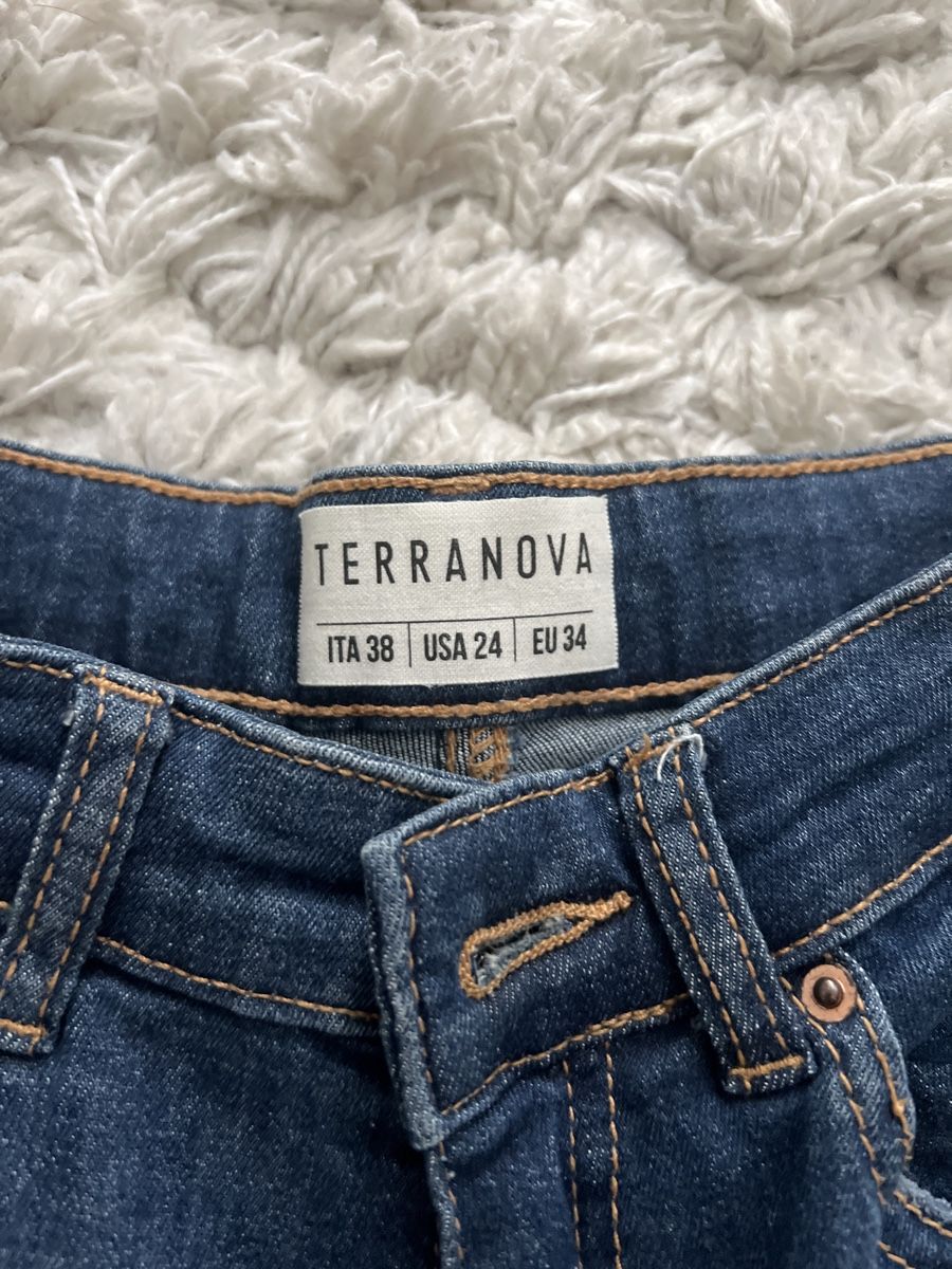 Jeans: Terranova Hose grösse 34 – Usato da Wettingen venduto da Jaaani 1