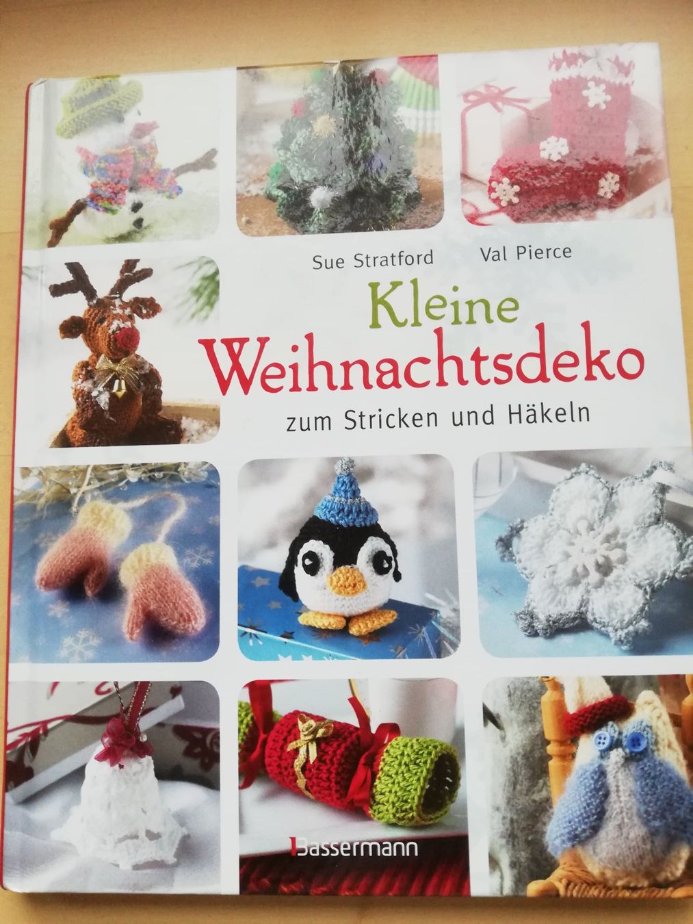 Libri: Stricken und Häkeln zu Weihnachten – Usato da Abtwil SG venduto da Tonisberg
