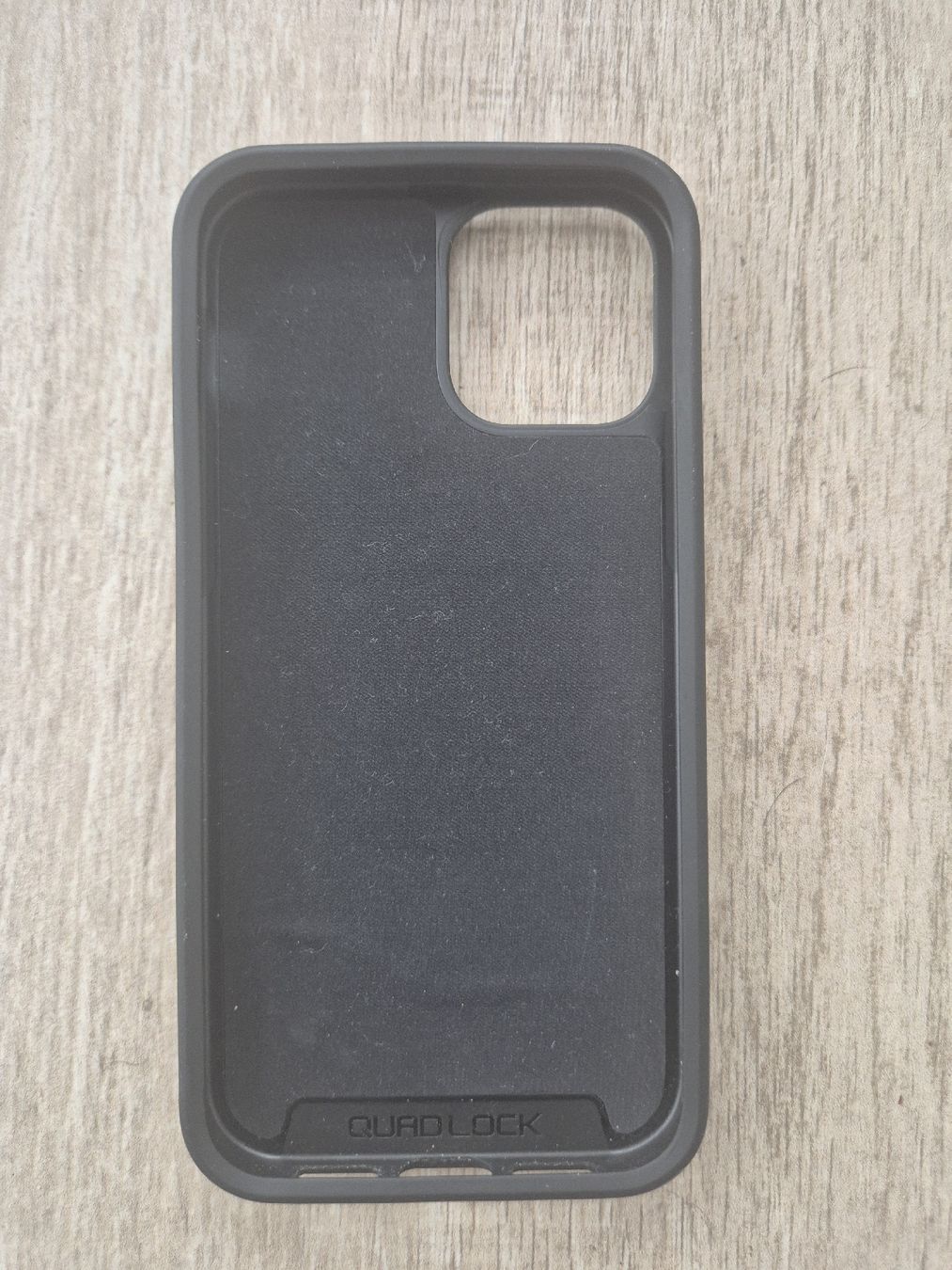 Quad Lock Cover & Protezioni schermo: Quad Lock iPhone 12 & 12 Pro Case – Usato da Mont-sur-Lausanne venduto da ser_j5rx 1