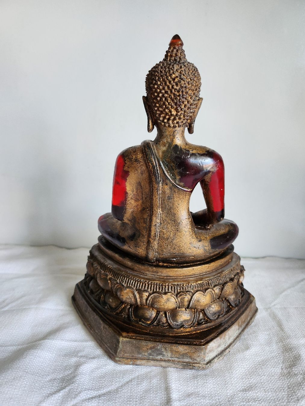 Statuette: Buddha Statue Bronzeoptik Deko Figur – Usato da Zürich venduto da BAENZERINO 2