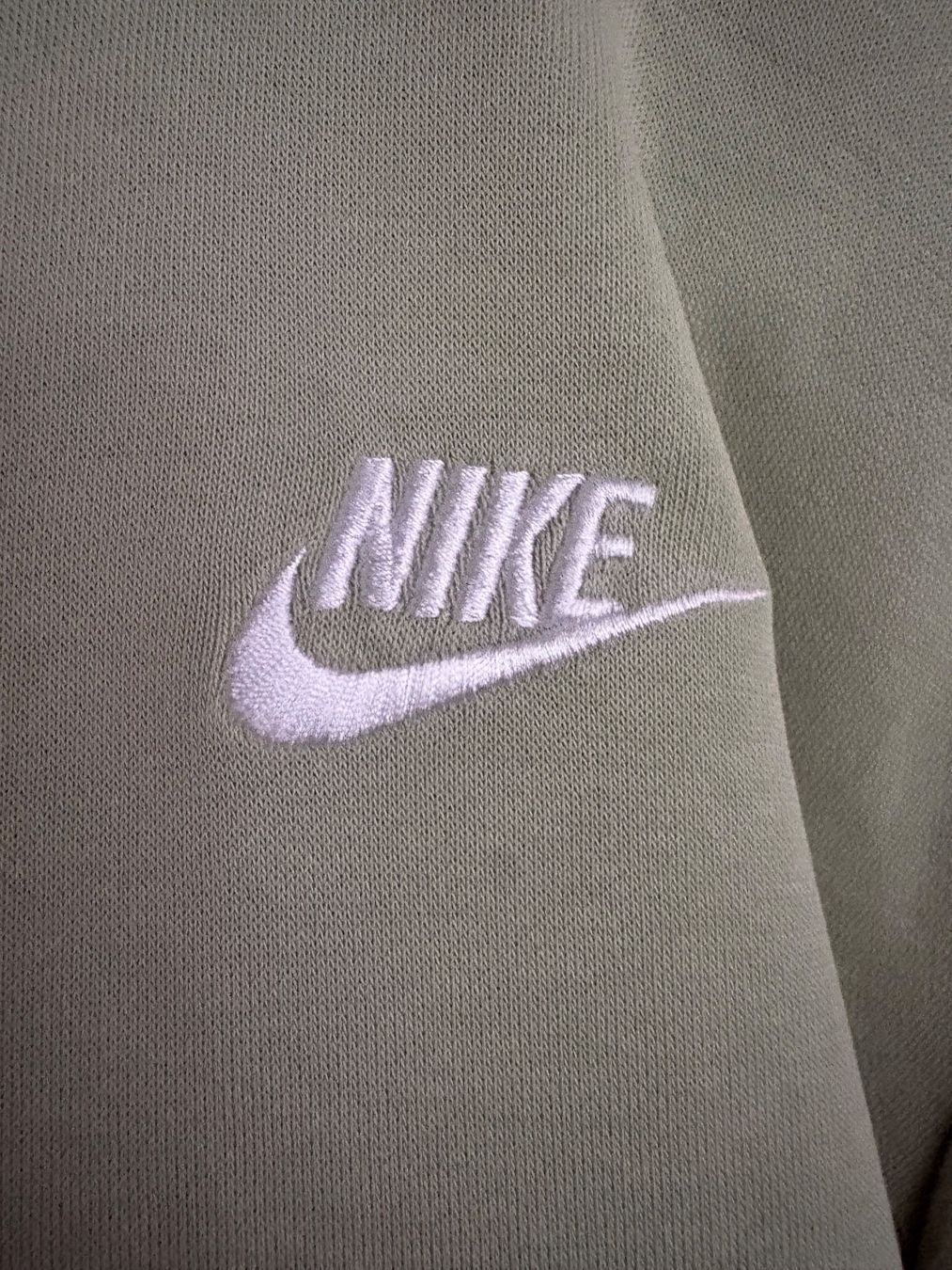 Nike Maglioni & Felpe: Nike Hoodie / Kapuzenpulli - Grösse L – Usato da Oberuzwil venduto da Tomsi_9 1
