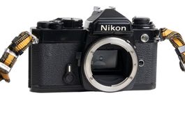 NIKON FE Kamera Analog