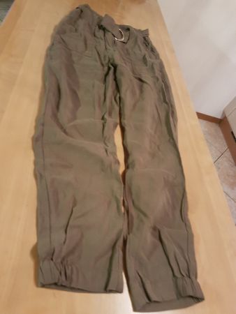 Pantalon avec ceinture taille 34 vert olive marque Chicorée
