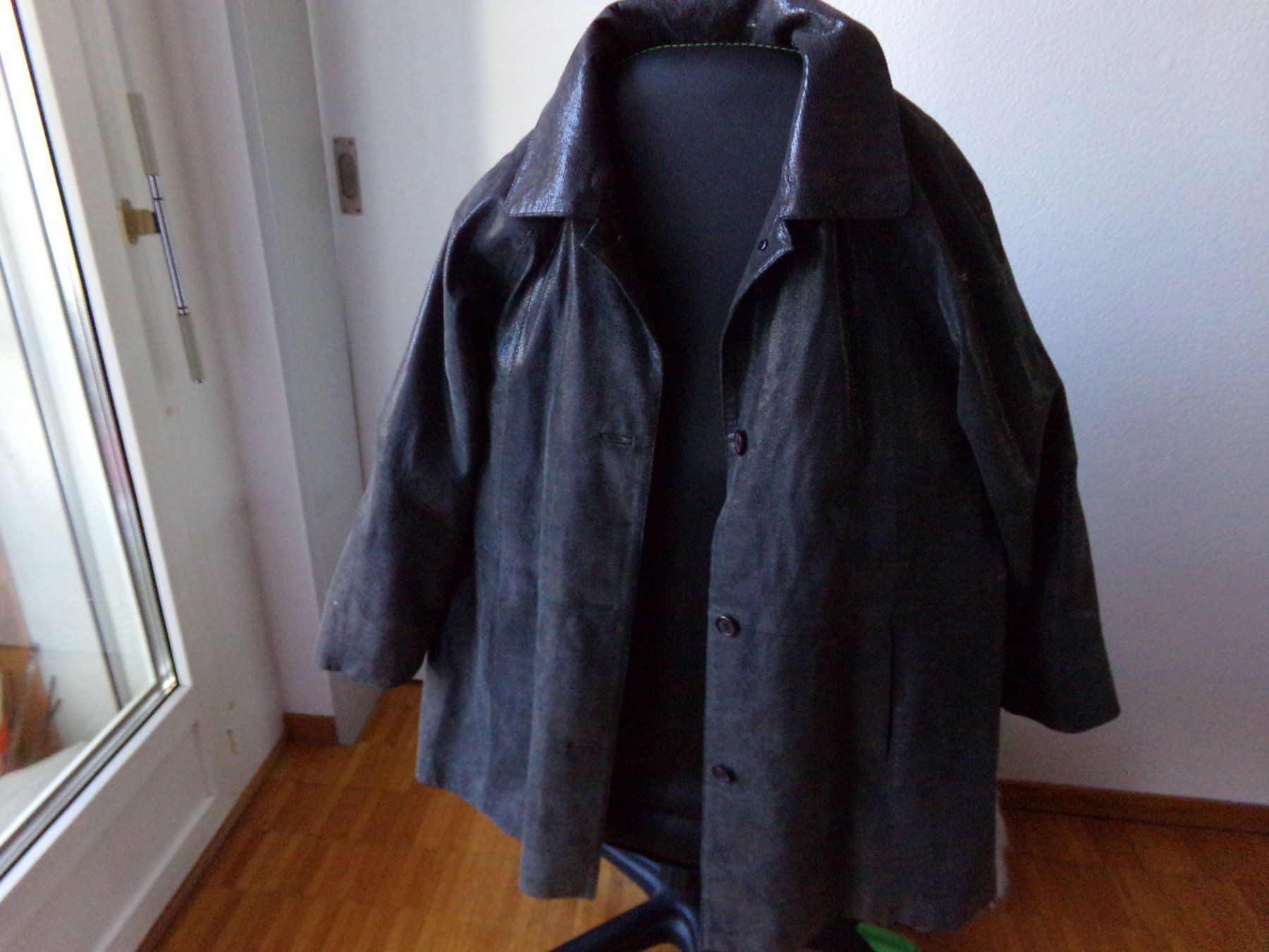 Cappotti: Damen Mantel schwarz   Gr. 40 – Usato da Winterthur venduto da Jessi_di 2