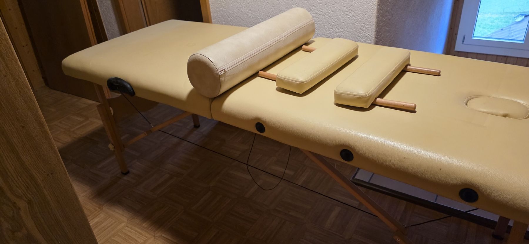 Chaises longues: Massagetisch – D'occasion à Menznau par Marfeld