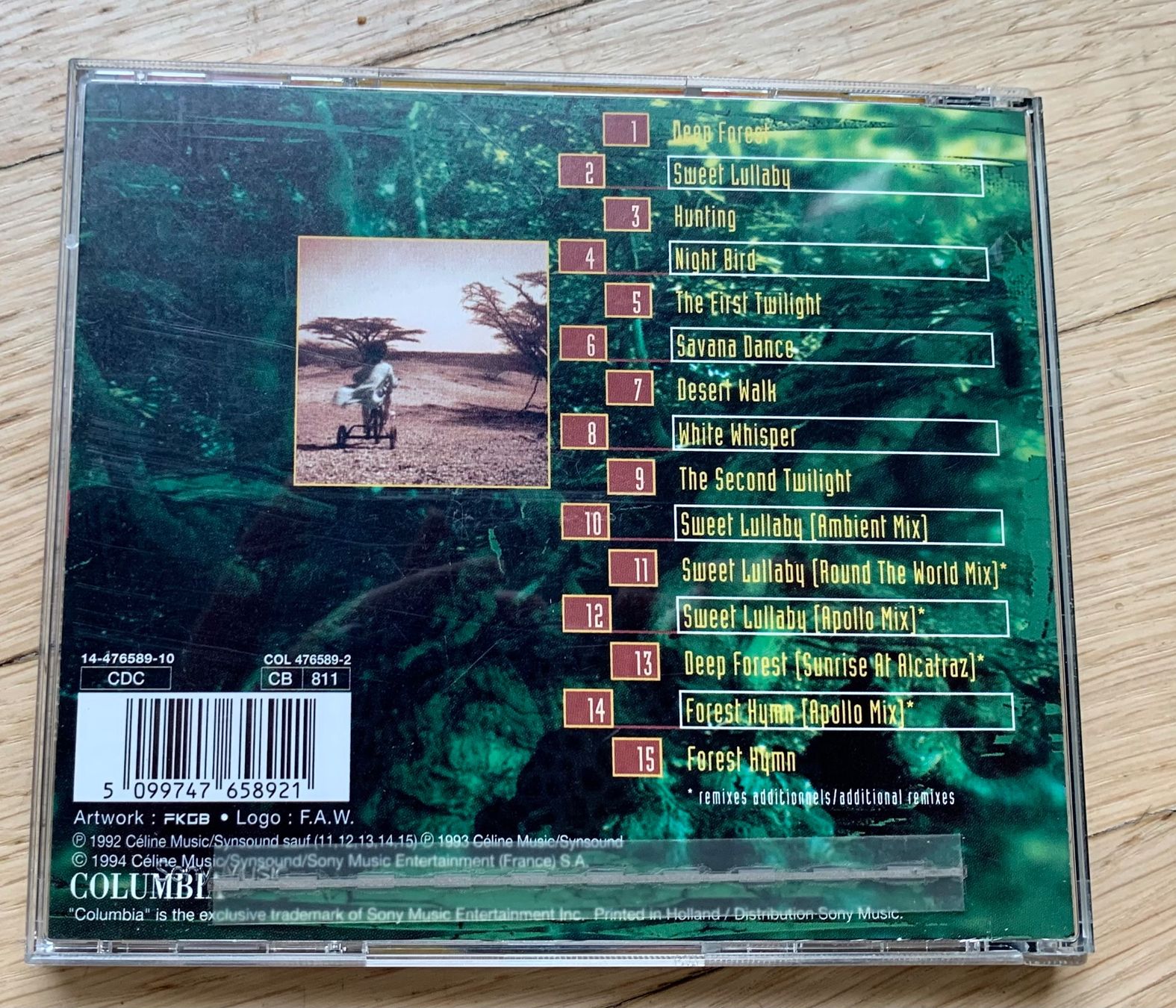 CDs: Deep Forest World mix – Gebraucht aus Zürich von Fieber 2