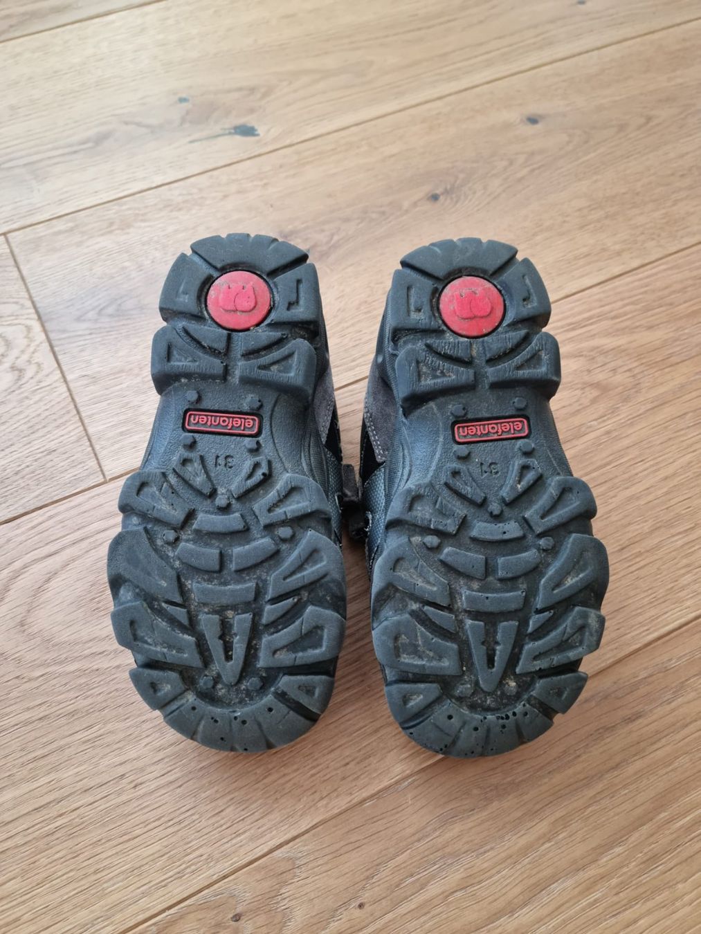 Elefanten Scarpe per ragazzi: Trekkingschuhe Elefanten Grösse 31 – Usato da Laupen ZH venduto da jbu_m9st 2