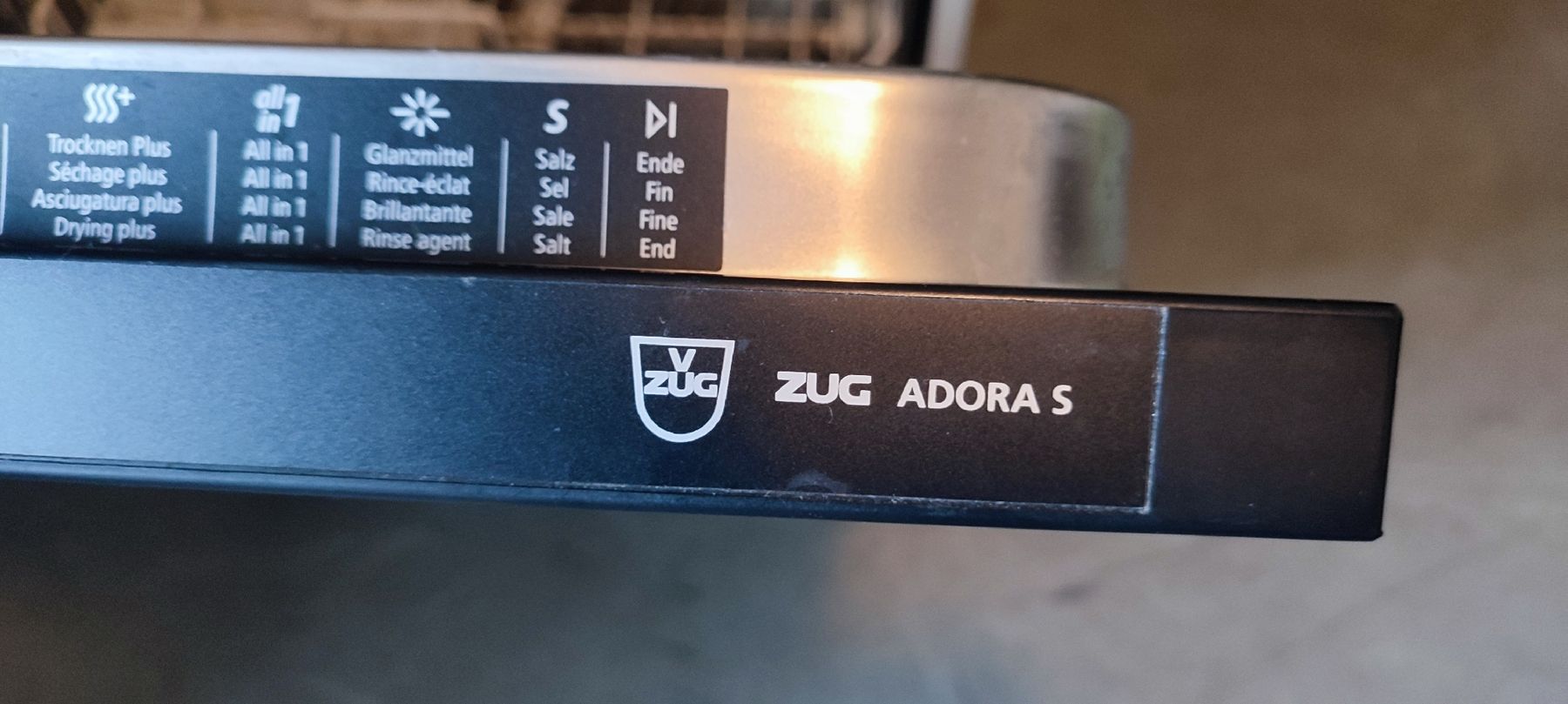 Lavastoviglie: Geschirrspüler V Zug – Usato da Züberwangen venduto da Theodoralan 2