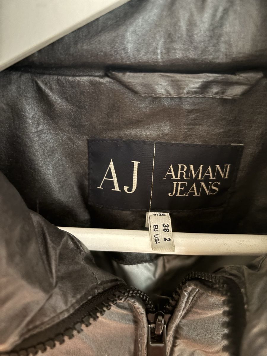 Armani Giacche: Armani Jeans Steppjacke Gr. 38 – Usato da Geroldswil venduto da ele_7hkp 3