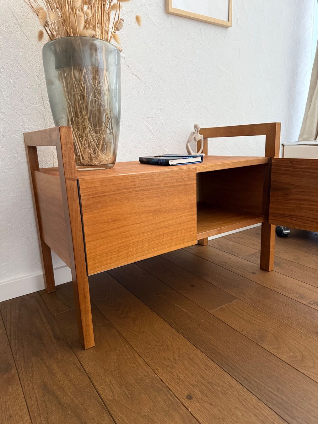 Cassettiere: Midcentury Kommode / Sideboard / Lowboard – Usato da Ebikon venduto da Mirakel3 4
