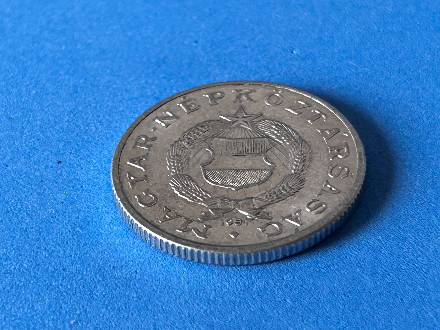 Tutti le monete: Hungary - 1 Forint 1981 – Usato da Corcelles NE venduto da AJKader 9