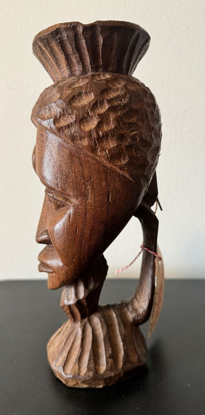 Sculture & Statue: Zedernholz Statue Kinshasa 1970 – Usato da Meilen venduto da specials4sale 1