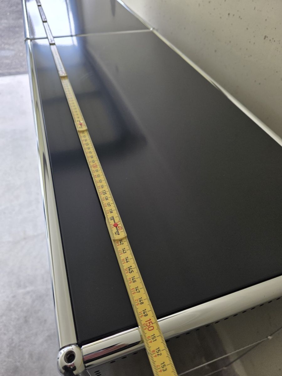 USM Scaffali: Schwarzer Metall-Schrank USM Haller – Nuovo (secondo la descrizione) da Rheinfelden venduto da bur_2whh 5