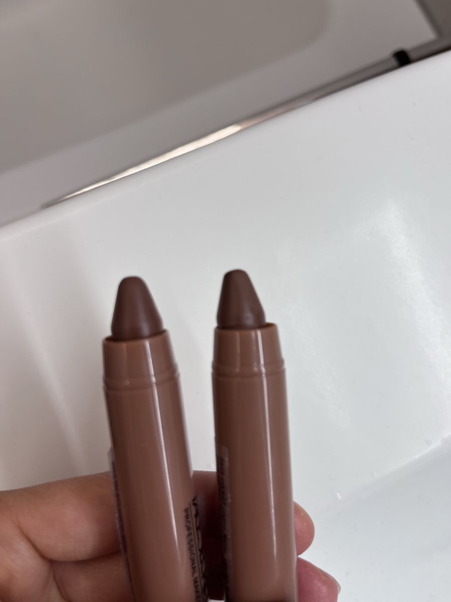 Maquillage: Wasserfeste Lippenstifte – Neuf (Voir description) à Altikon par shiva123shiva 2