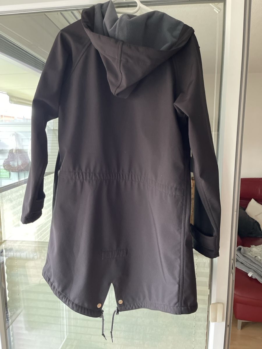 Cappotti: Schwarzer Derbe Softshellmantel Grösse 40- Top Zustand! – Usato da Winterthur venduto da Feurio63 3