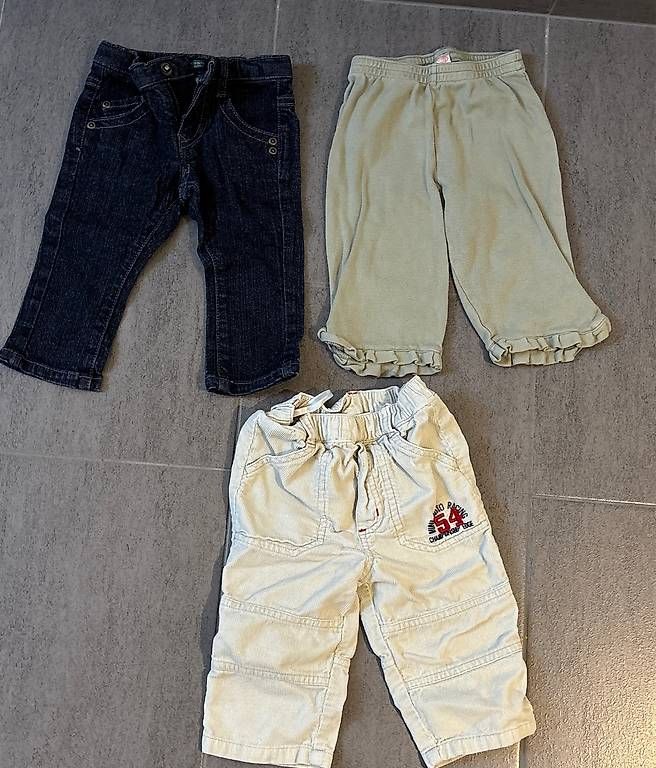 Lotti & Set di vestiti: Kleiderpaket Junge Grösse 74  (23 Teile) – Usato da Humlikon venduto da Pflanze2 5