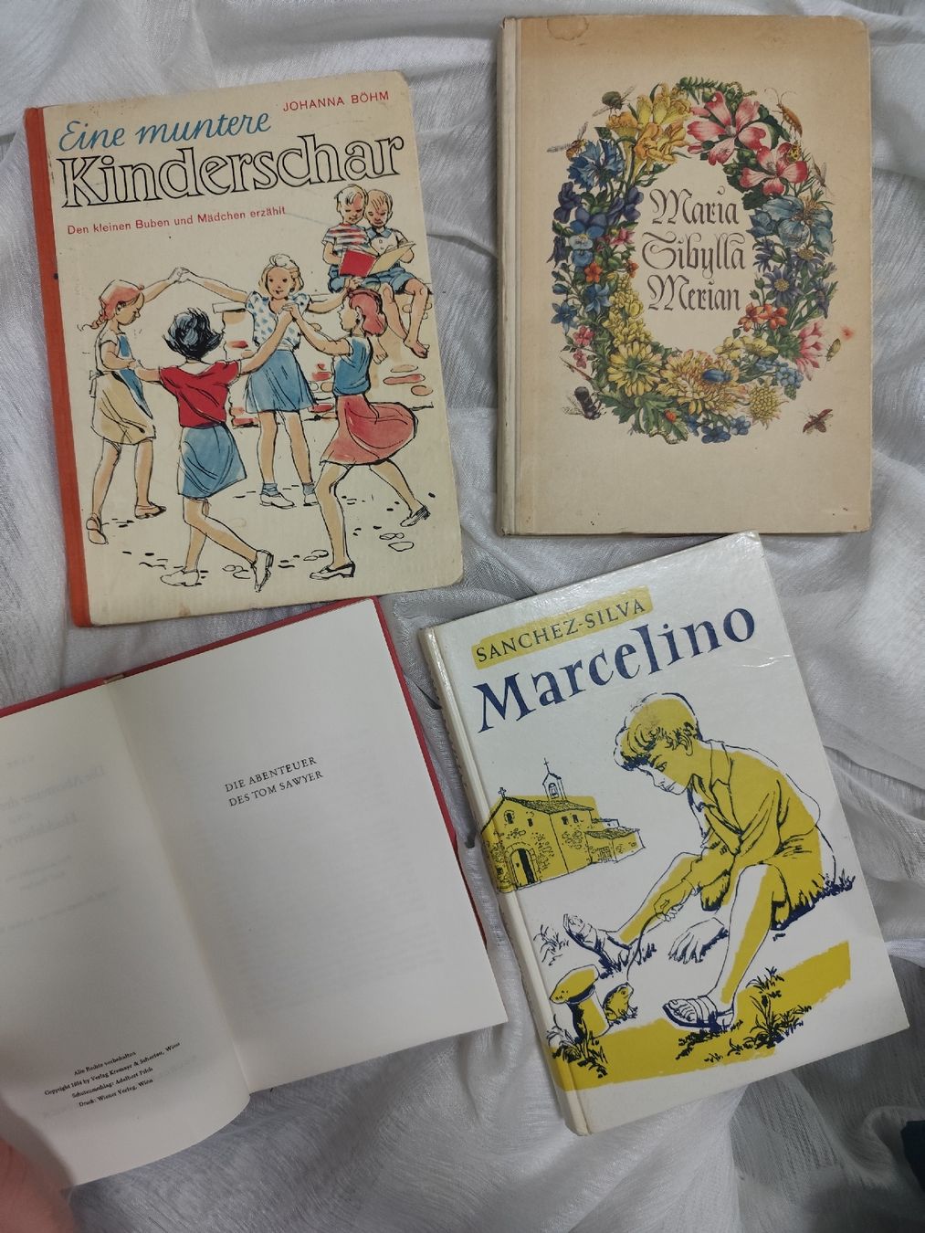 Libri: 4 alte vintage Kinderbuecher – Usato da Mägenwil venduto da VintageGirly