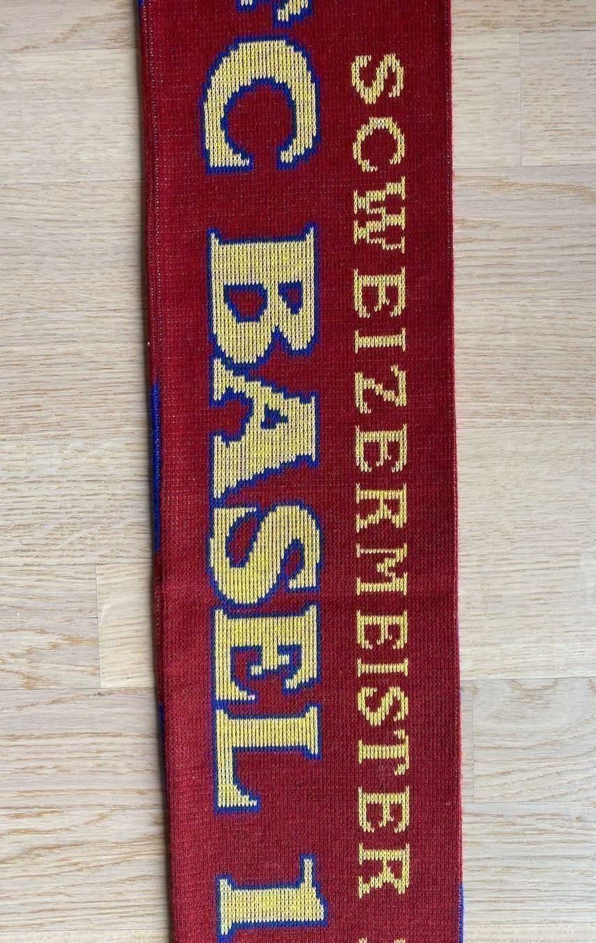 Foulards, Tücher & Schals: FC BASEL Schal - A Star is born 2004 – Gebraucht aus Pratteln von sponiin 2