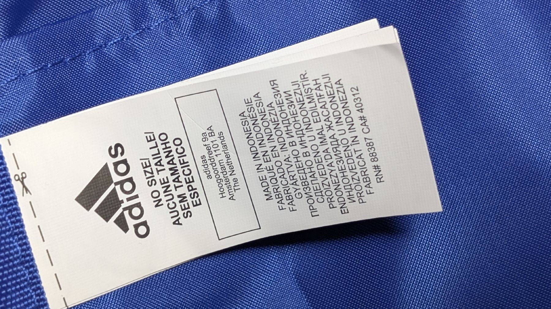 Adidas Zaini: Adidas Classic Rucksack 24l – Nuovo (secondo la descrizione) da Wängi venduto da ABIZONE-86 4