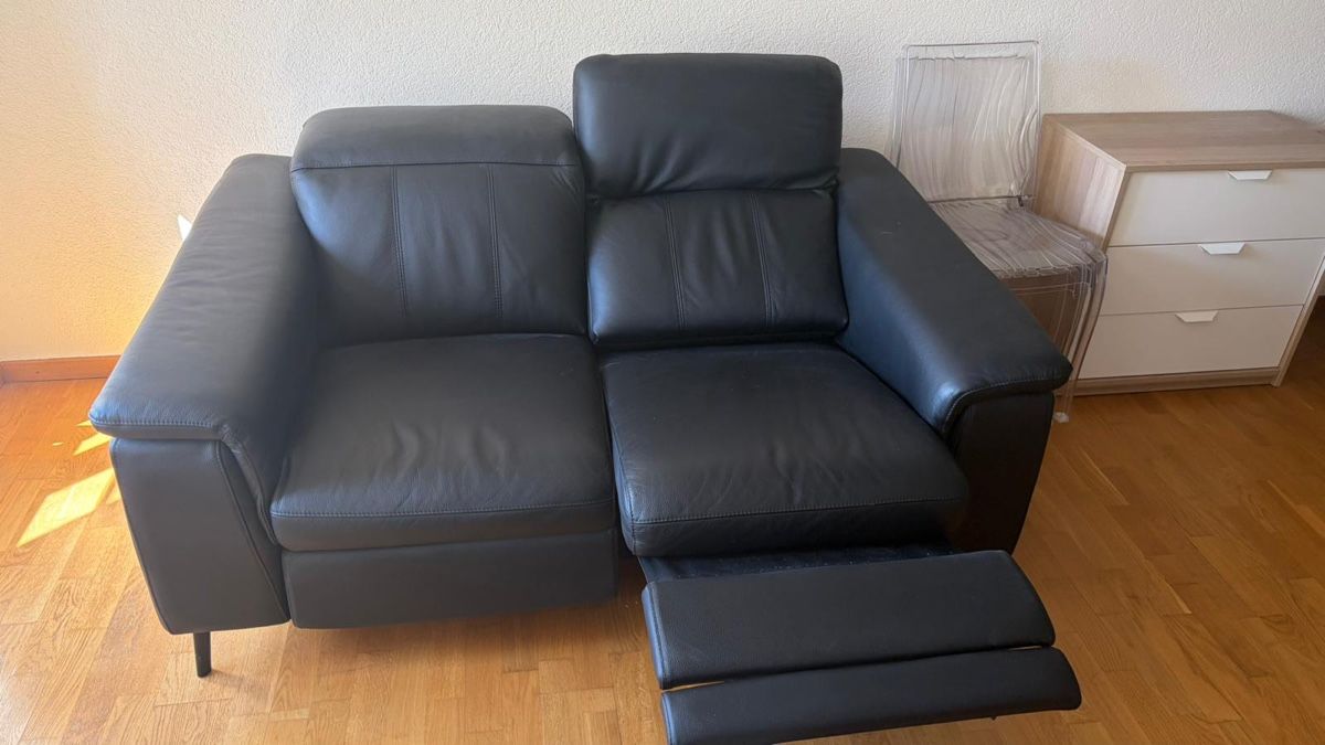 Sofas: Canapé cuir  – Neuf (Voir description) à Vinelz par Dadams6