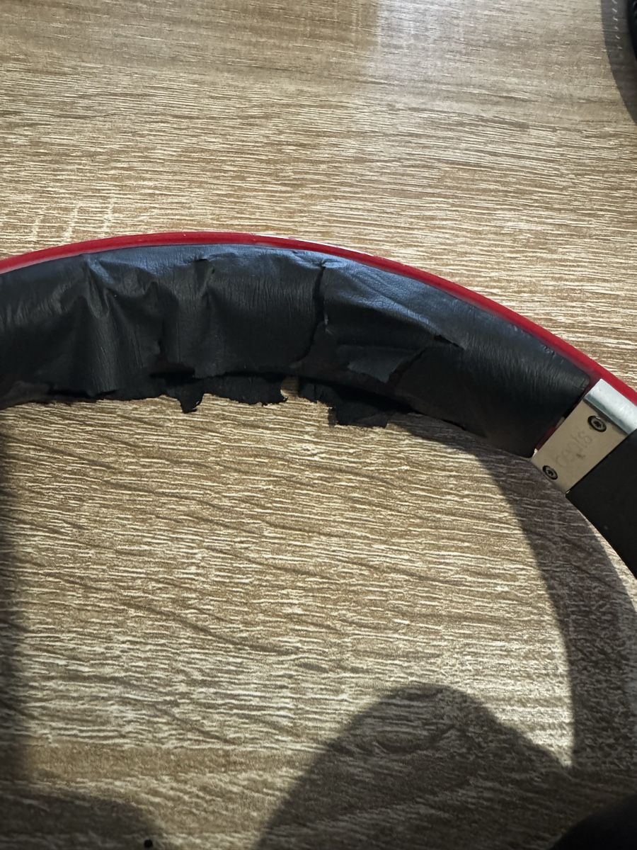 Beats Cuffie: Beats 2x  by Dr Dre Studio Red and Black 2x – Difettoso da Vevey venduto da Eiden77 1