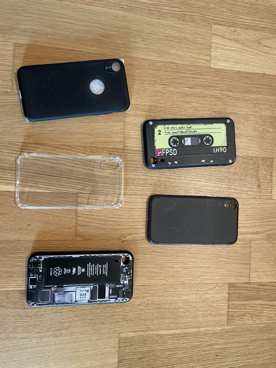Covers & Schutzfolien: iPhone XR Hülle Set, 5 Stück, verschiedene Designs – Neu (gemäss Beschreibung) aus Winterthur von Tiklo