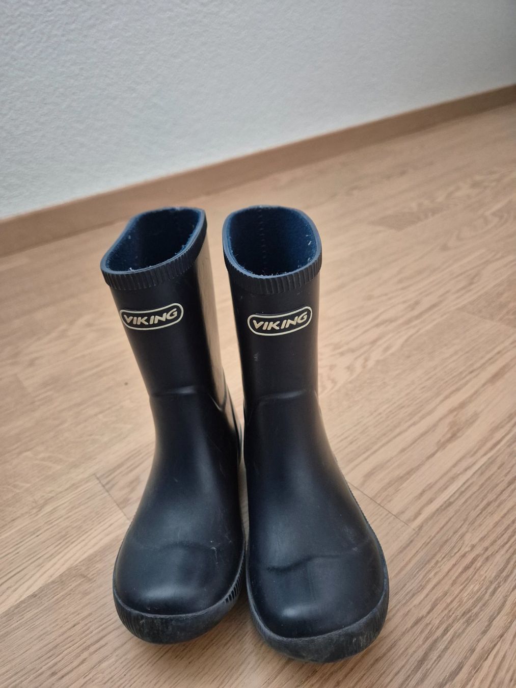 Scarpe per ragazzi: Viking Gummistiefel, 27 Barefoot – Usato da Pfäffikon SZ venduto da Ka6ka