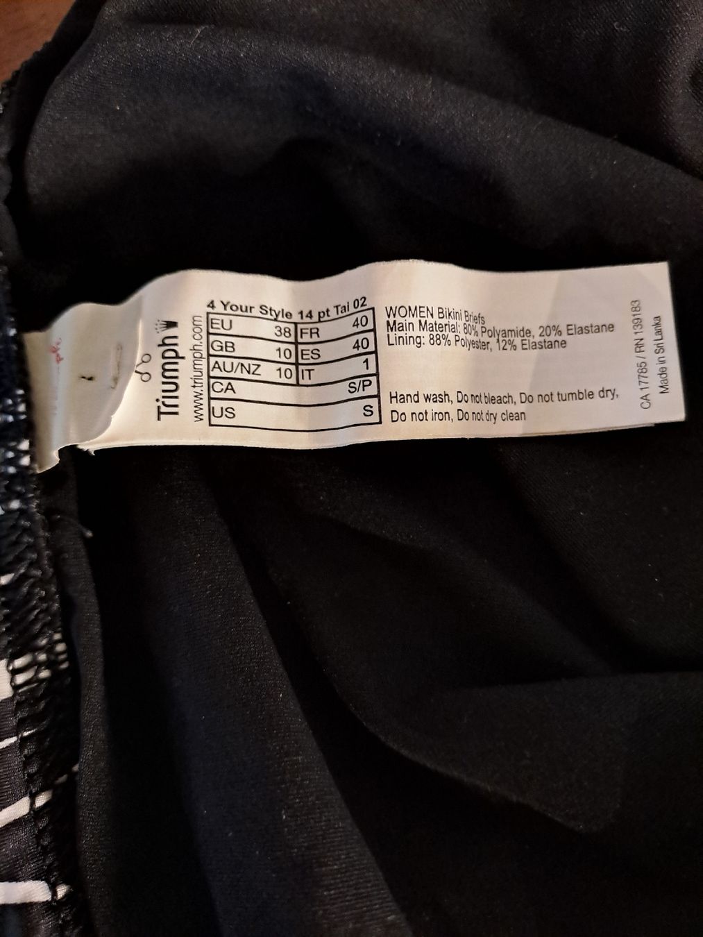 Triumph Badekleider & Bikinis: Triumph Bikini Set Zebra Muster Damen Grösse 70D / 38 – Gebraucht aus Basel von Sevenaa 6
