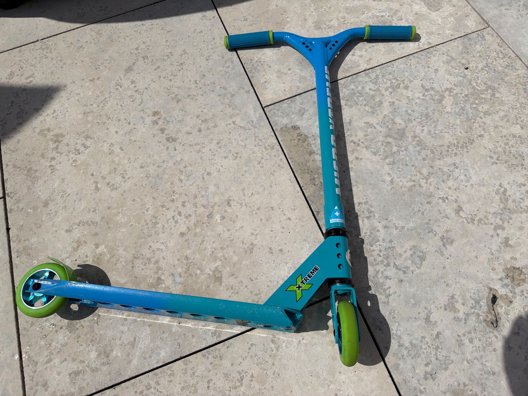 Micro Kickboard: Kinder Tretroller Micro Xtreme blau guter Zustand – Usato da Winterthur venduto da klein-r